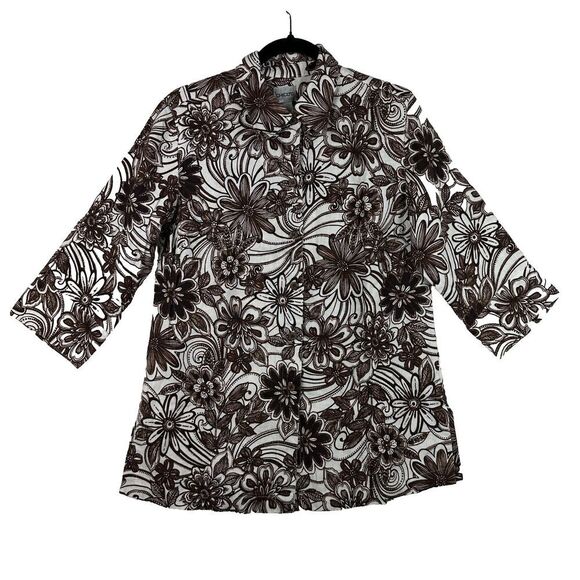 2/$30 Chicos 100% Linen Button Down Shirt Womens Size 1 M Floral Western Neutral - Picture 1 of 10